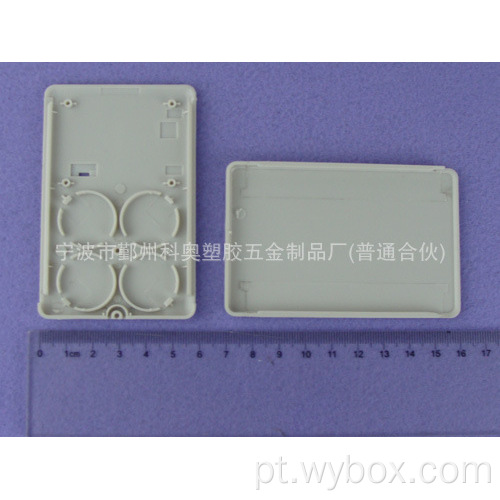 Plástico amplamente utilizado controle de acesso a cartões rf com leitor de cartão caixas plásticas de proteção elétrica IP54 PDC125 com tamanho 90 * 58 * 9 mm
